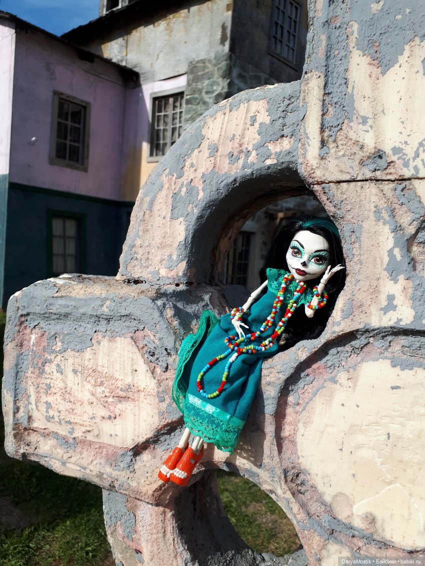 Живее всех живых — Куклы Monster High и Ever After High: G1 (фото 2)