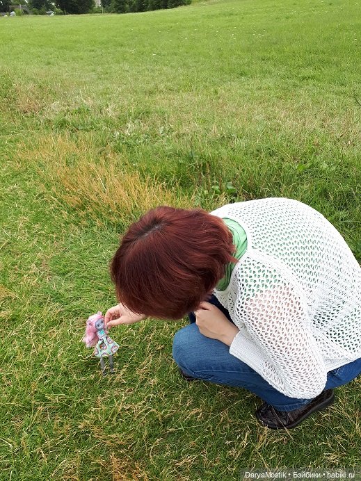 Мышонок на выгуле у крепостных стен (фото 9)