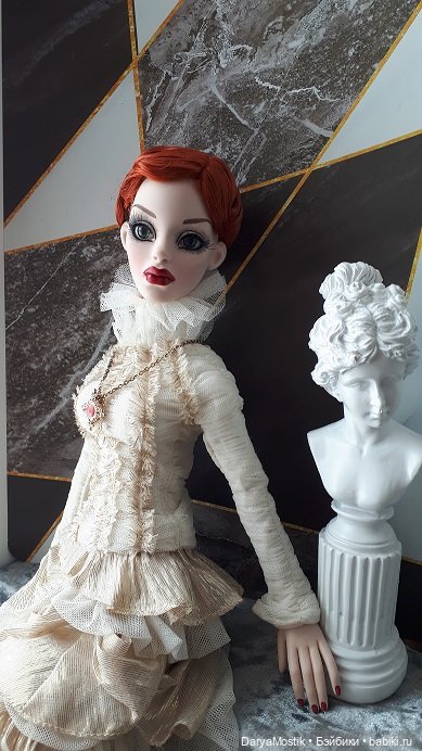 Человеческое не чуждо — Куклы