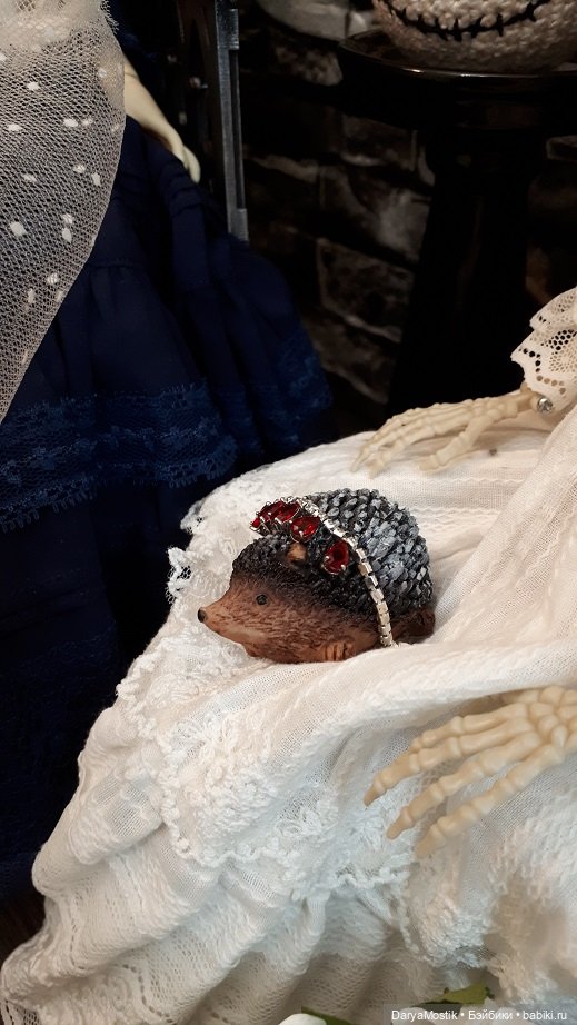 Красота с подвывертом — Куклы