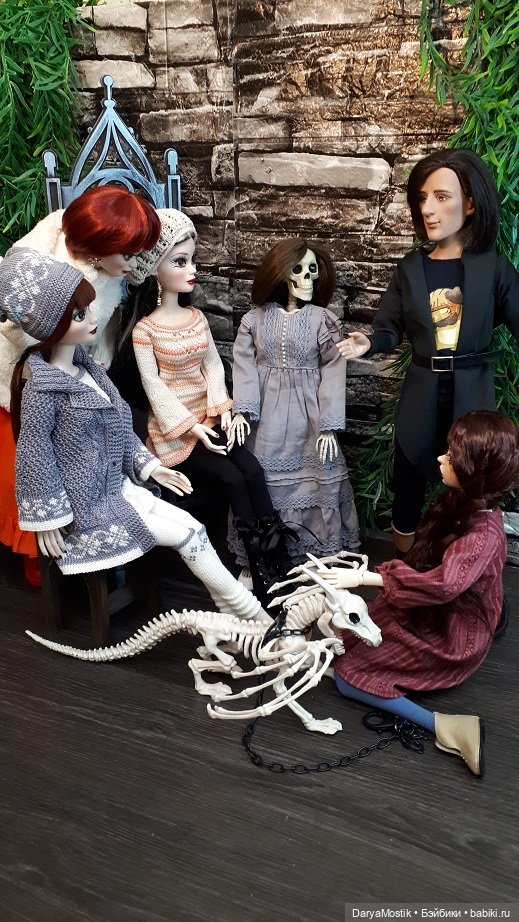 Красота с подвывертом — Куклы