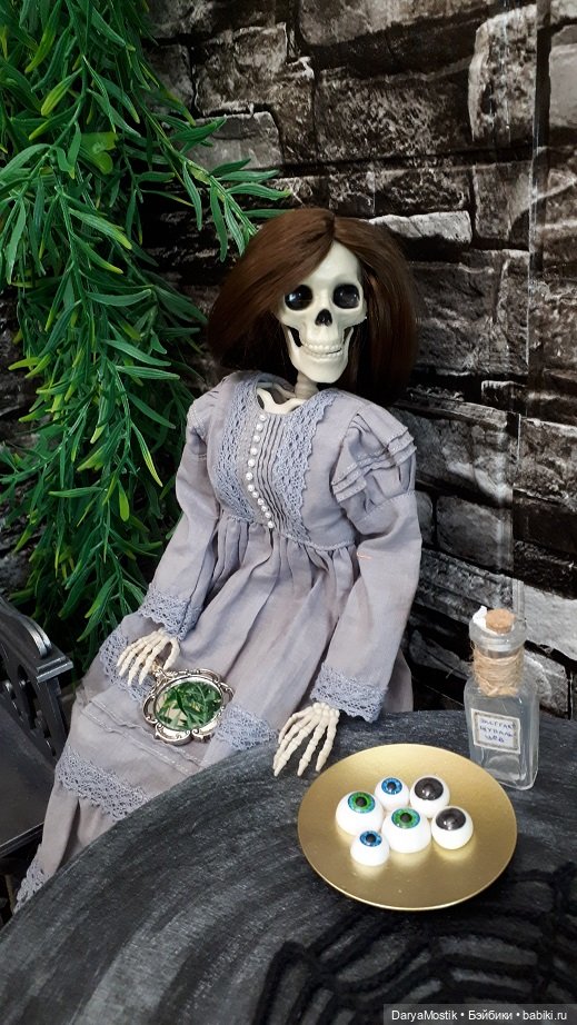 Красота с подвывертом — Куклы