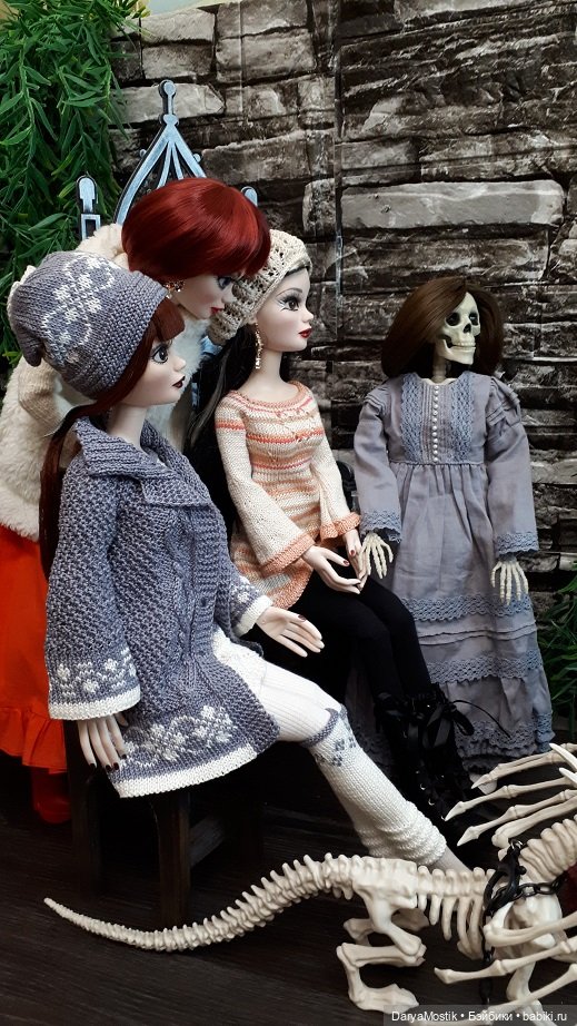 Красота с подвывертом — Куклы