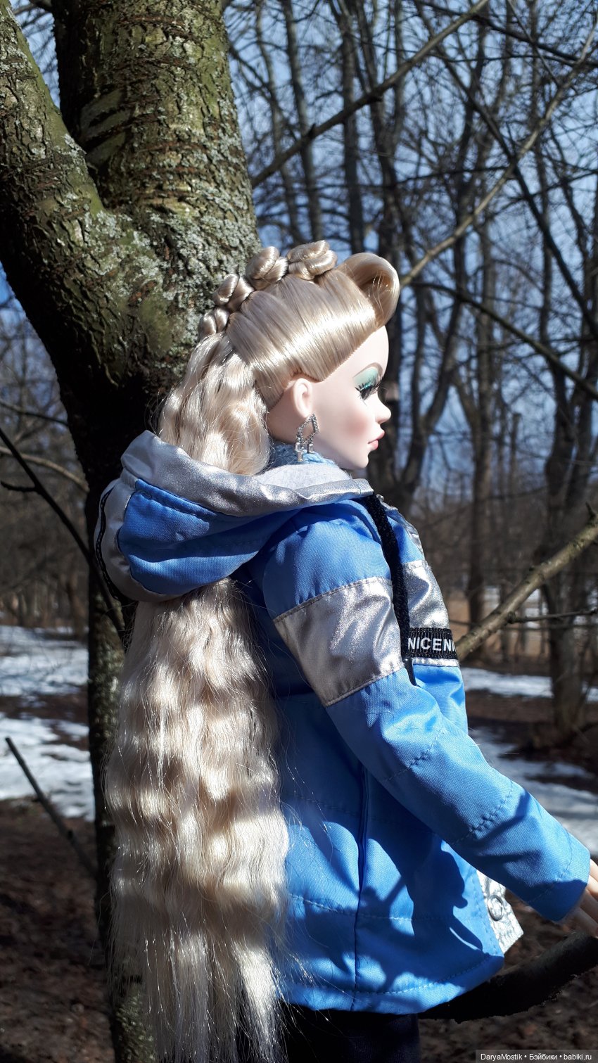 Тоннеры на природе — Куклы