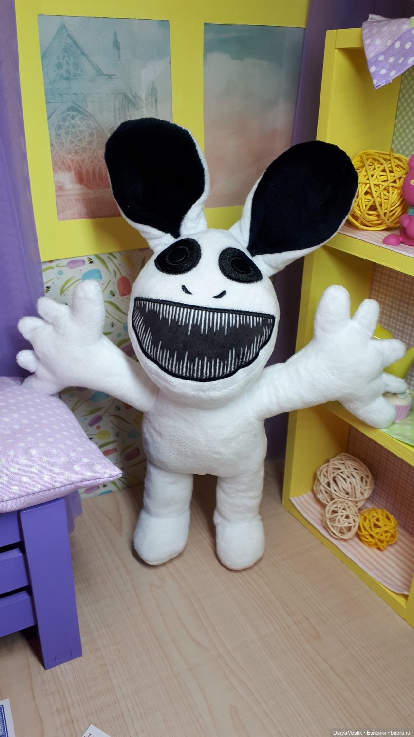 Пасхальный кролик | Бэйбики Пасхальный кролик — Коллекции игровых кукол (Playline): фото полок