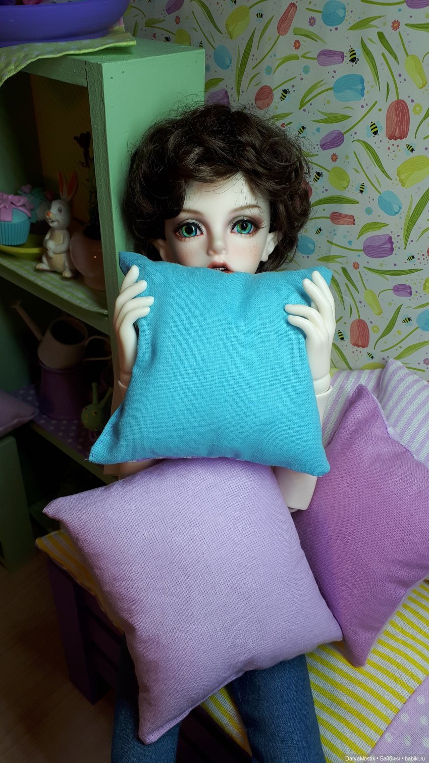 Пасхальный кролик | Бэйбики Пасхальный кролик — Коллекции игровых кукол (Playline): фото полок