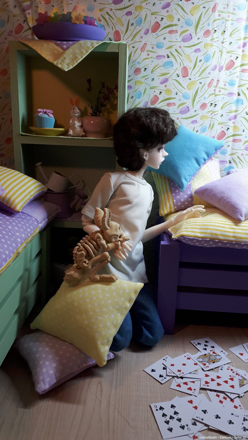 Пасхальный кролик | Бэйбики Пасхальный кролик — Коллекции игровых кукол (Playline): фото полок