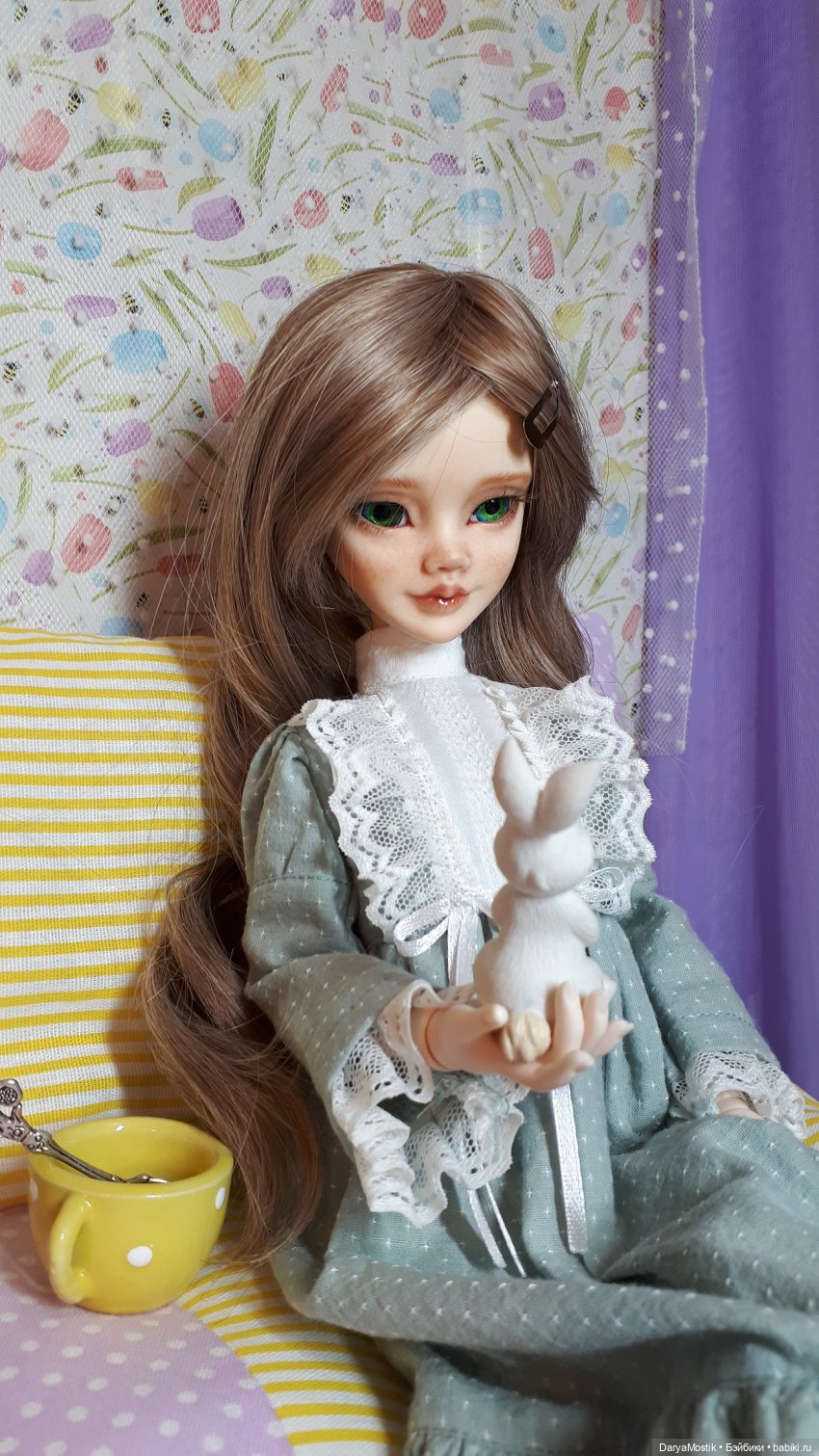 Пасхальный кролик | Бэйбики Пасхальный кролик — Коллекции игровых кукол (Playline): фото полок