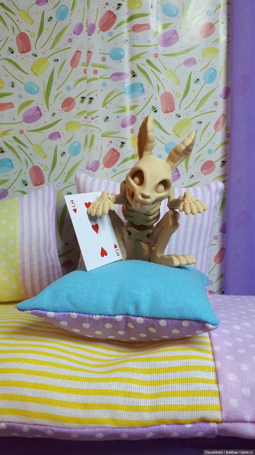 Пасхальный кролик | Бэйбики Пасхальный кролик — Коллекции игровых кукол (Playline): фото полок