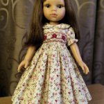 Авторское платье с буффами и вышивкой для кукол Паола Рейна