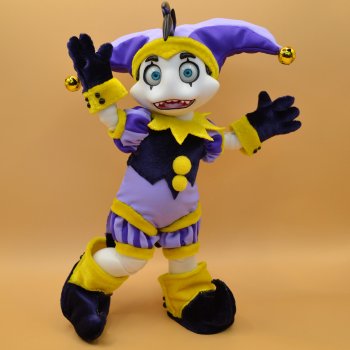 Странный, но забавный персонаж и первый опыт в пошиве