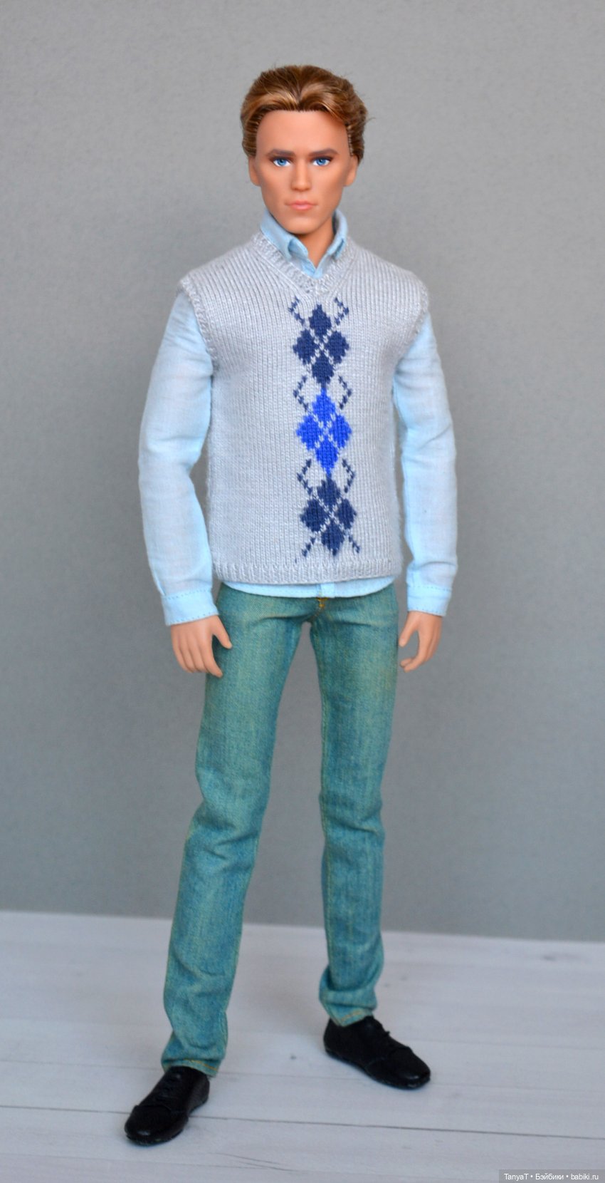 Жилеты и рубашки для мужчин (фото 4)