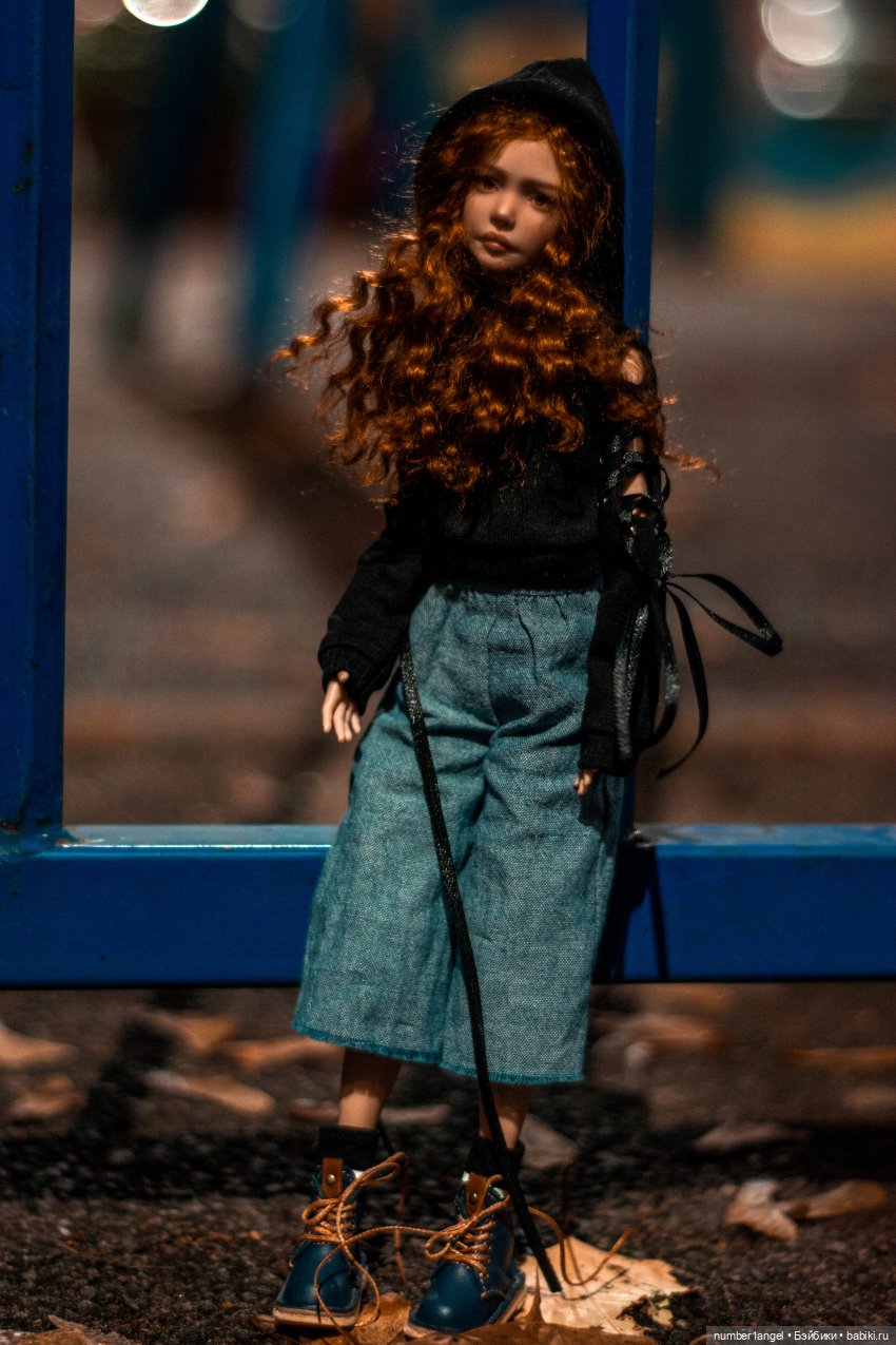 Мышка на вечерней прогулке