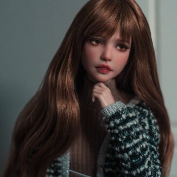 Задумчивая Китти