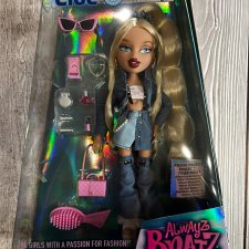 Продаю кукол Братц: Хлоя и Кайли