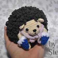 Ёжик в рукавичках