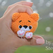 Солнечный котёнок в дождивый день