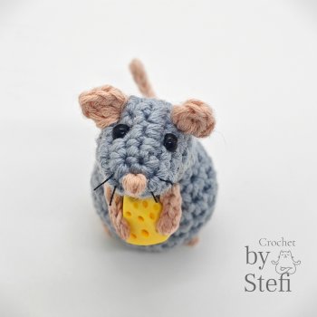 Мышулина дождалась сыр