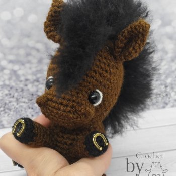 Конь Буран. Сделала без пришивных деталей