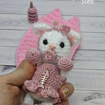 Котёнок Пупс