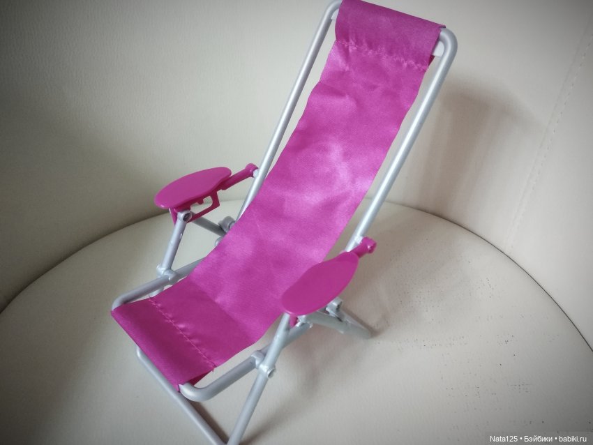 Одежда, мебель и прочие "ништяки", специально купленные для Барби