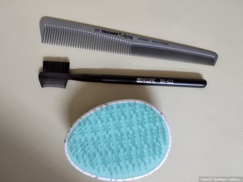 Одежда, мебель и прочие "ништяки", специально купленные для Барби