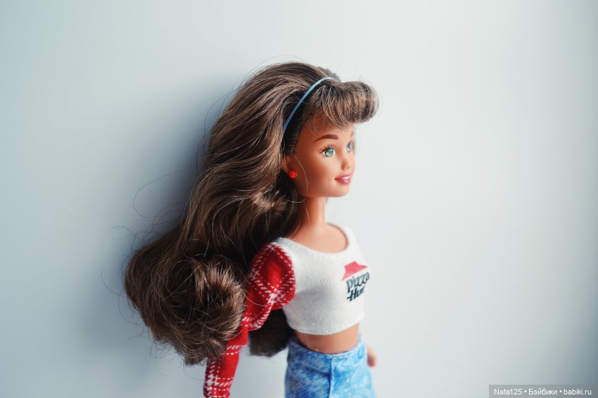Calaméo - Визуальное исследование кукол Barbie в массовой культуре