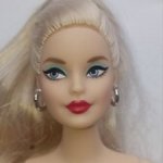 Гибрид головы Барби 60 Anniversary на йоготеле