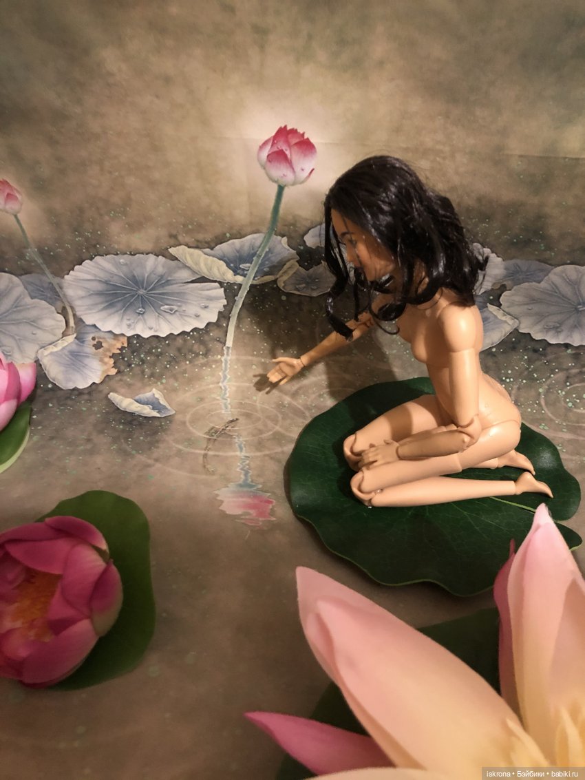 Кира BMR1959 - Играющая в лотосах (фото 4)