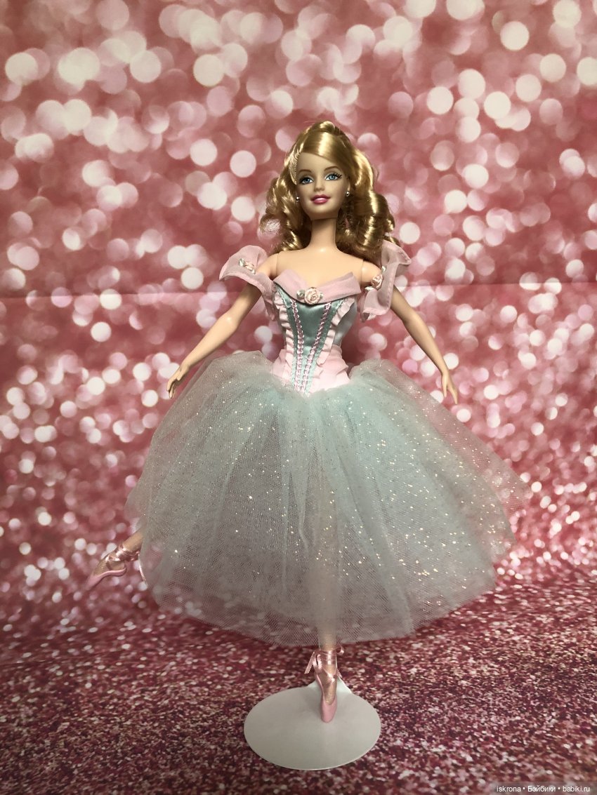Barbie: Балерина в розовых пуантах + Раскраска Barbie (DVD + Раскраска)
