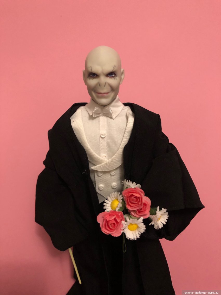 "Кукольный домик": до меня - как до жирафа