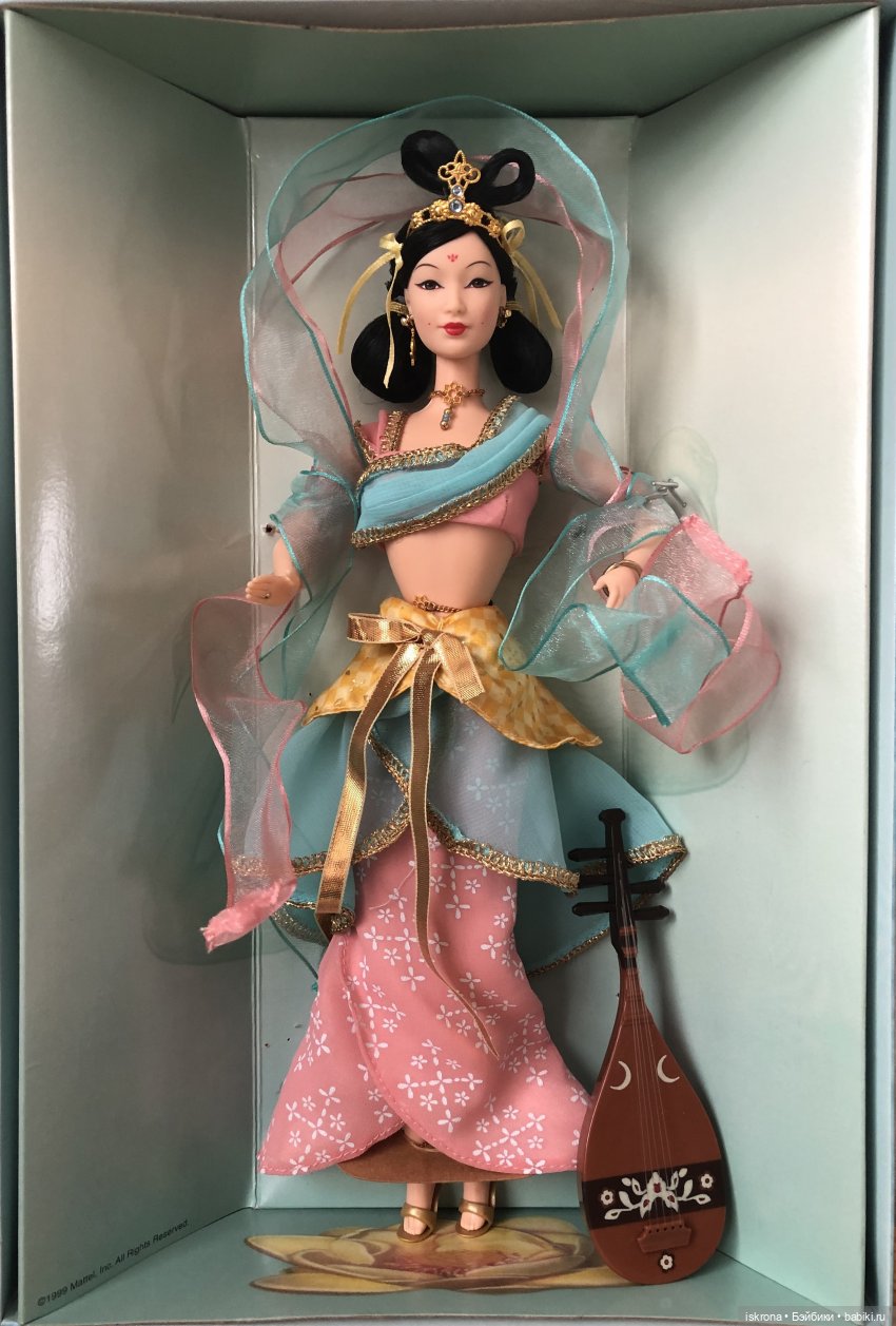 "Кукольный домик": до меня - как до жирафа