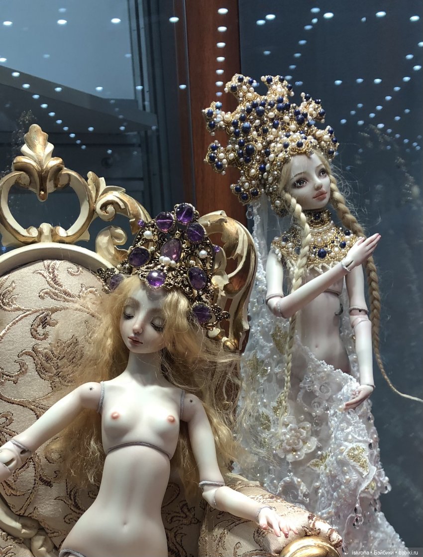 "Кукольный домик": до меня - как до жирафа