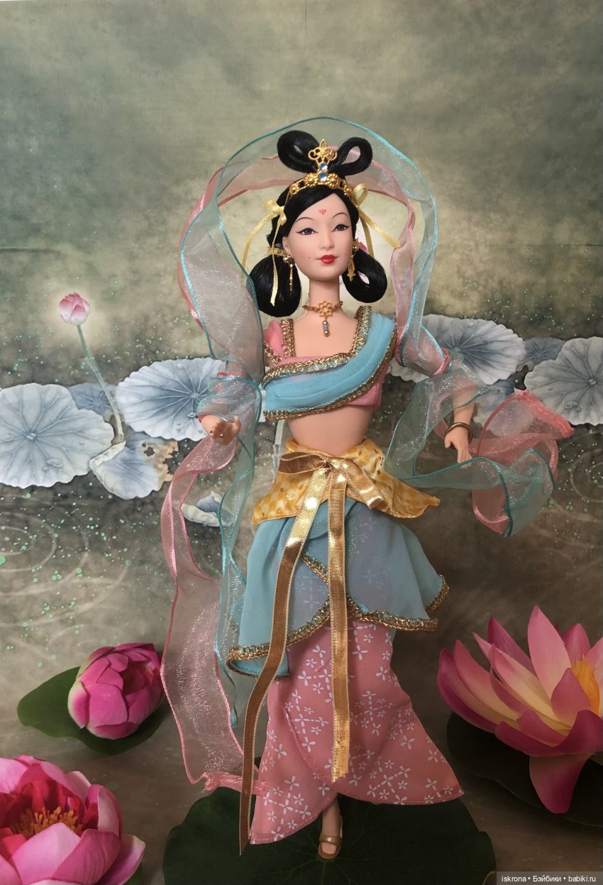 Дева озера — Куклы Barbie (Барби): Looks (фото 9)