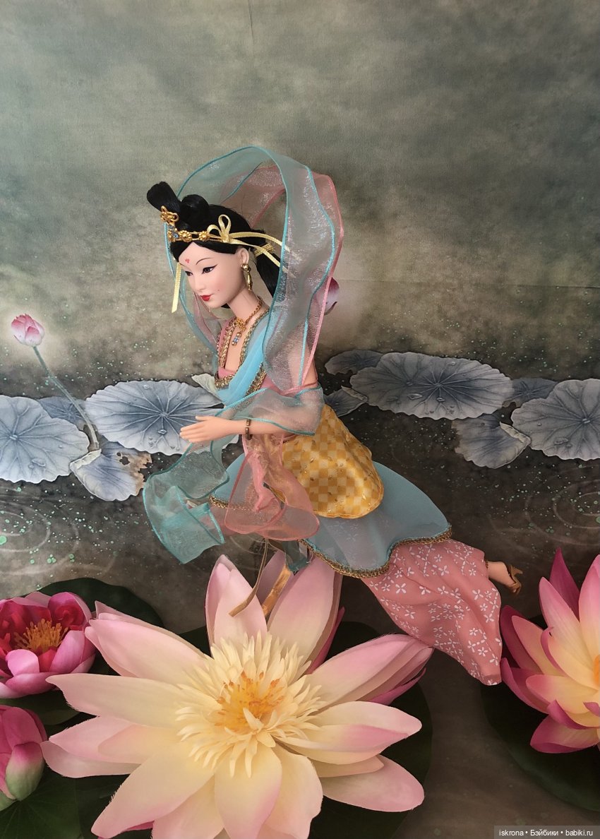 Дева озера — Куклы Barbie (Барби): Looks