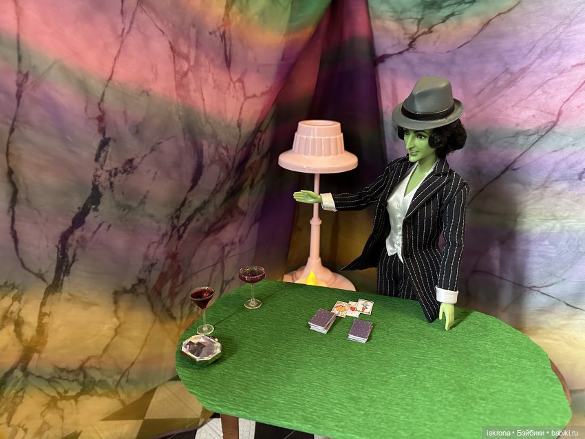 Мафия засыпает, просыпаются ведьмы