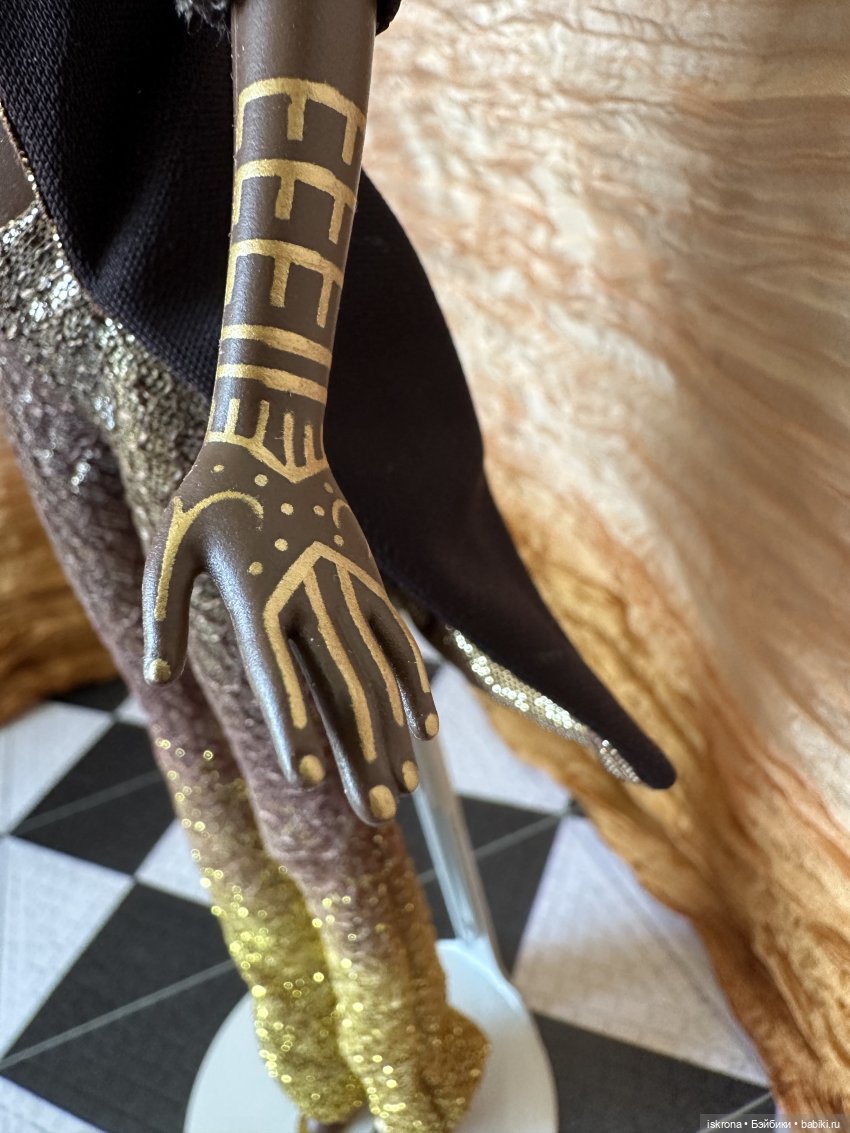 Экзотические красавицы Байрона Ларса (фото 10)