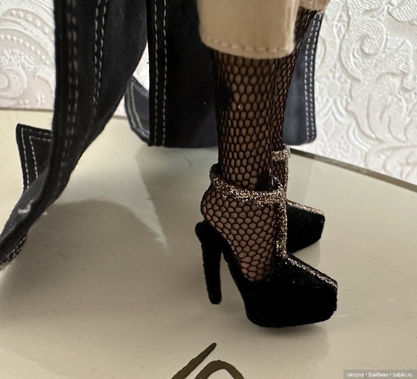 Барби от Байрона Ларса: Chapeaux Collection