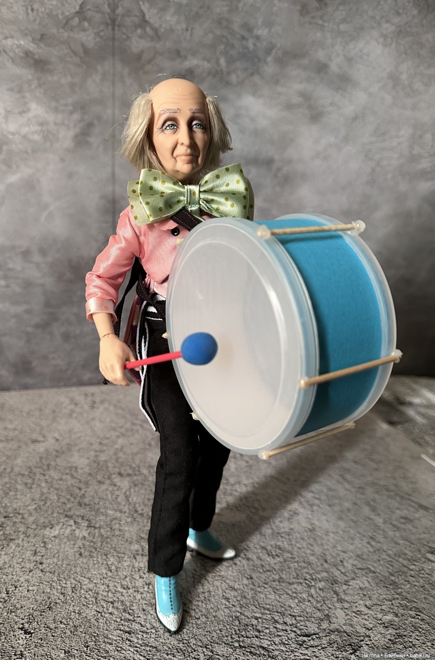 "8 1/2" - открытию DollCi Awards 2023 посвящается