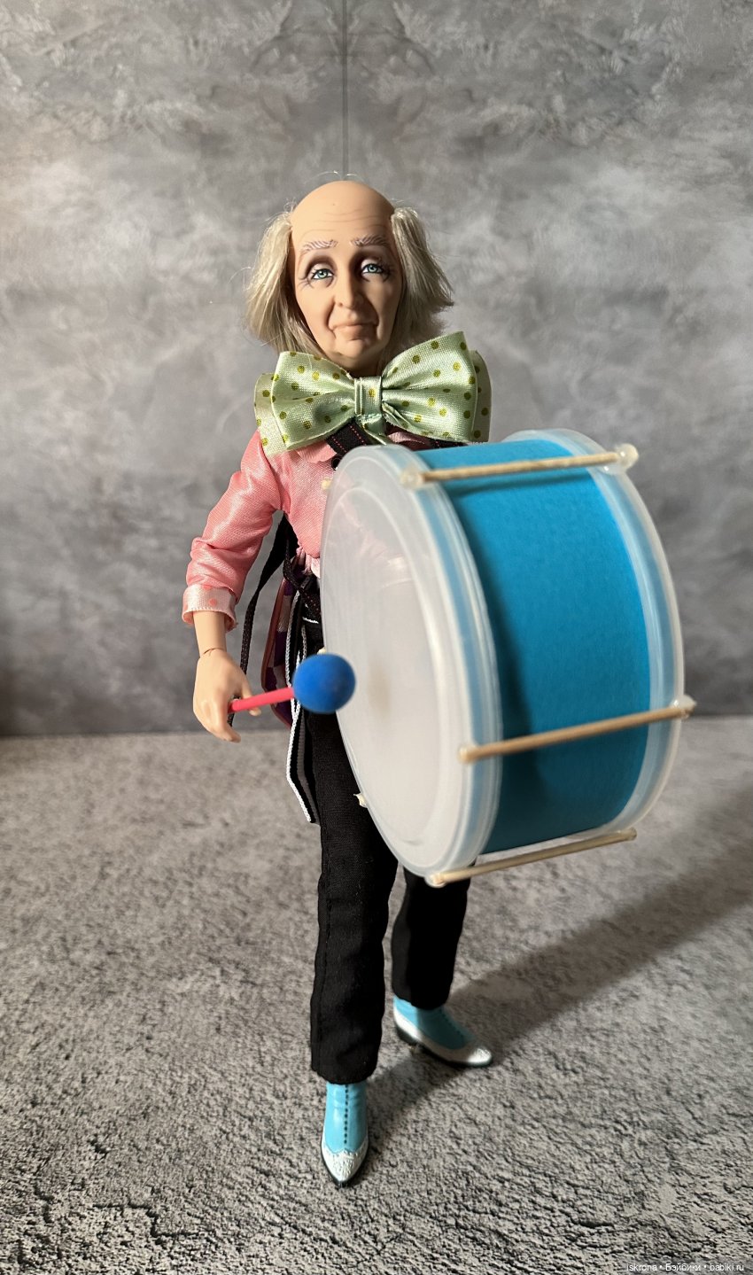 "8 1/2" - открытию DollCi Awards 2023 посвящается