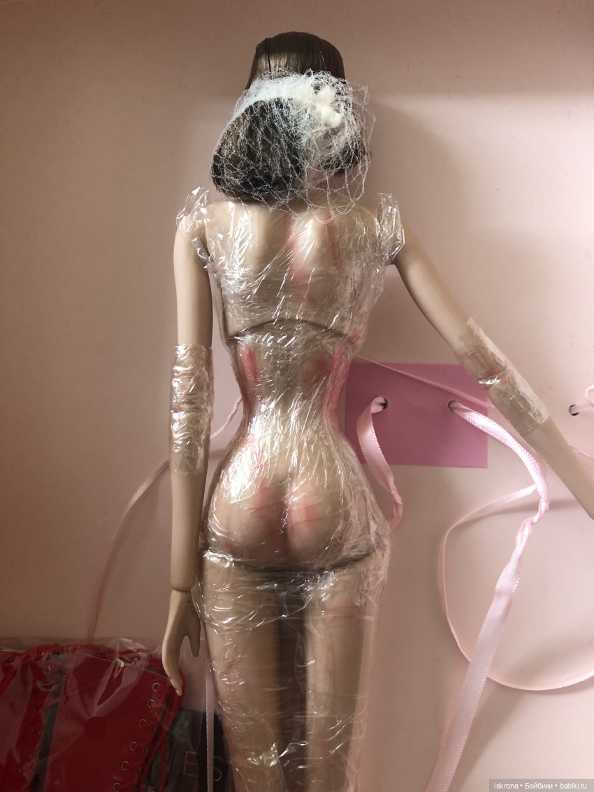 LOVETONES: блеск и нищета топ-моделей (фото 10)