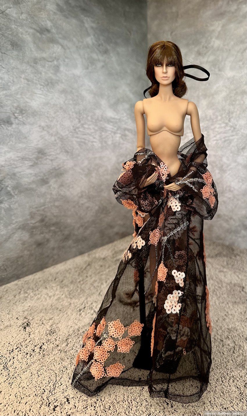 LOVETONES: блеск и нищета топ-моделей