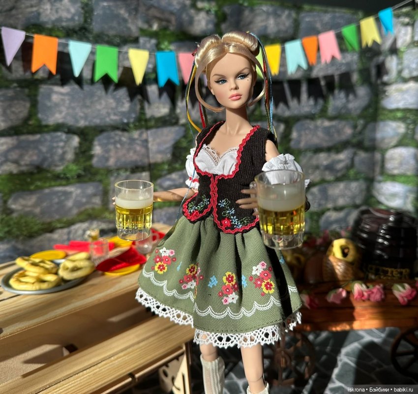 Октоберфест 2025: гуляем — Кукольный Октоберфест: осенний фестиваль и народные гуляния