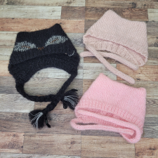 Шапочки с ушками.