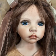 Синеглазый цветочек Haley от Rose Marie Strydom