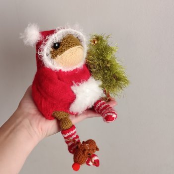 Гришка, похититель вязаных ёлок 😁