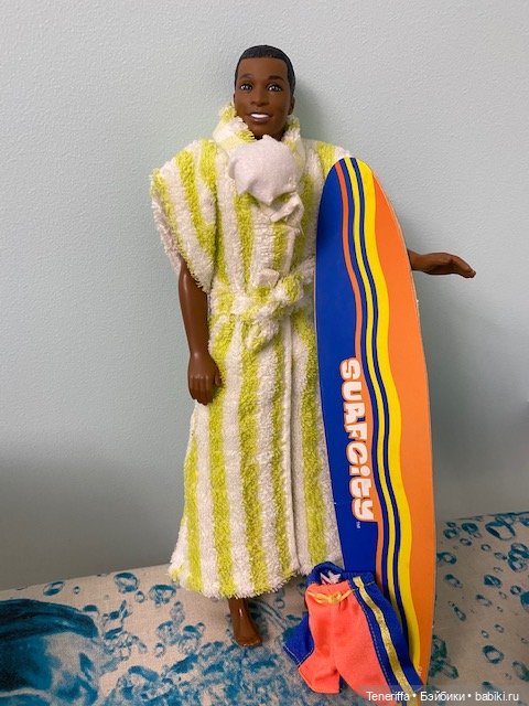 Липкий в халате