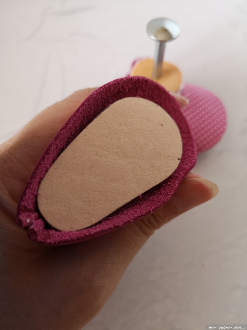 Два способа сделать туфельки для куклы