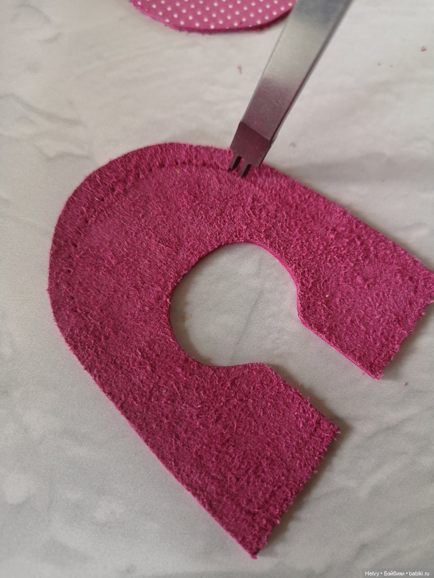 Два способа сделать туфельки для куклы