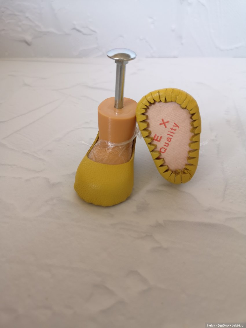 Два способа сделать туфельки для куклы